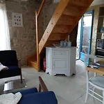 La Petite Maison Bleue