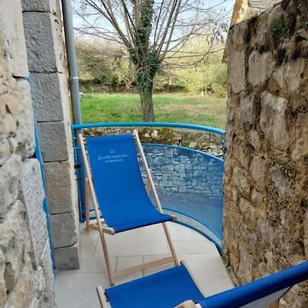 La Petite Maison Bleue בית נופש *